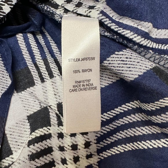 Jolie & Joy Long Sleeve Blue Drawstring Plaid Crop Top, Large, NWT - Picture 6 of 6